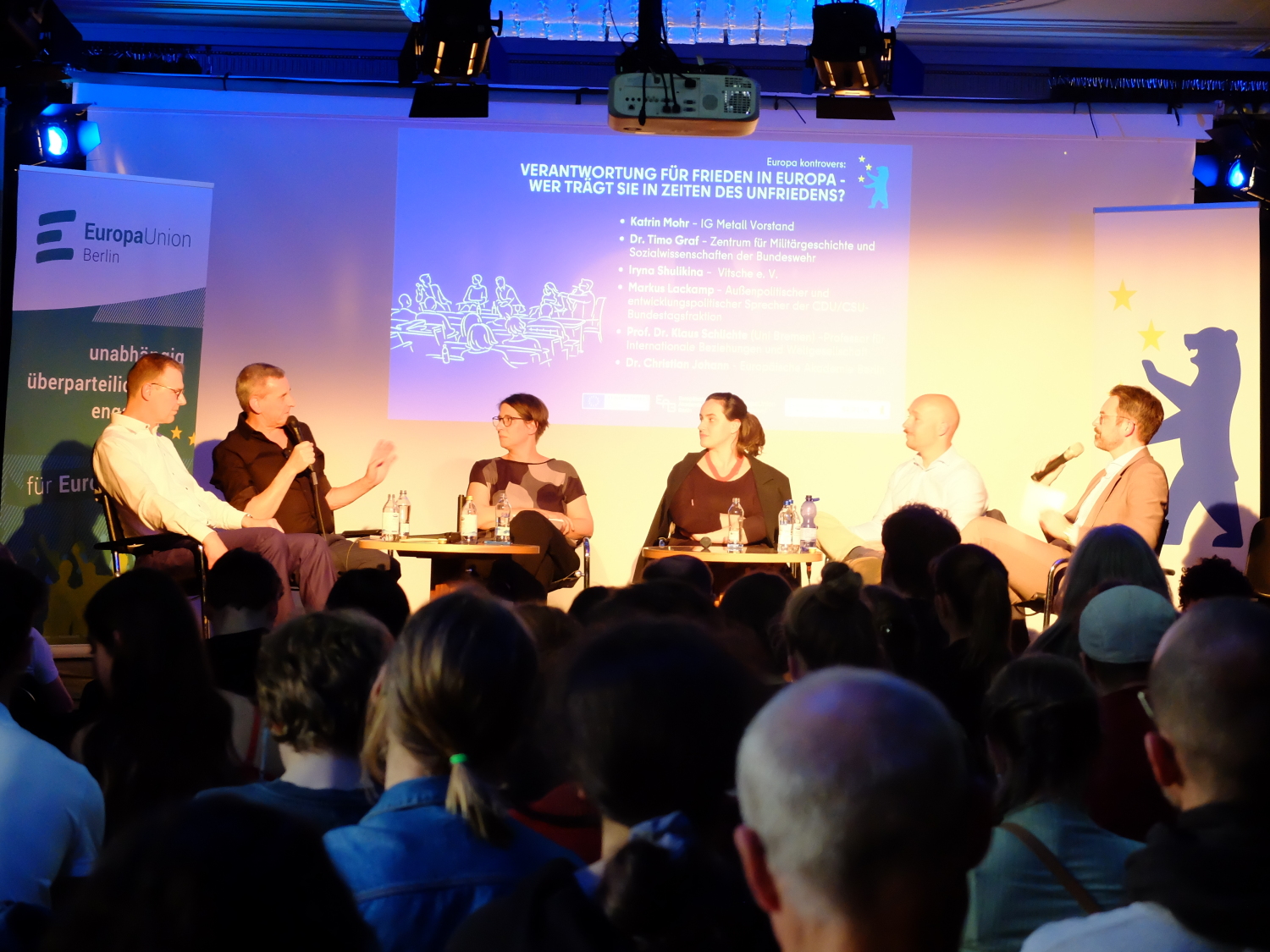 Paneldiskussion "Europa kontrovers" zum Thema Verantwortung für Frieden