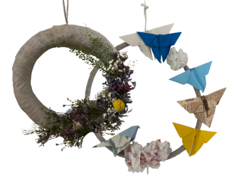 Zwei selbstgestaltete Türkränze