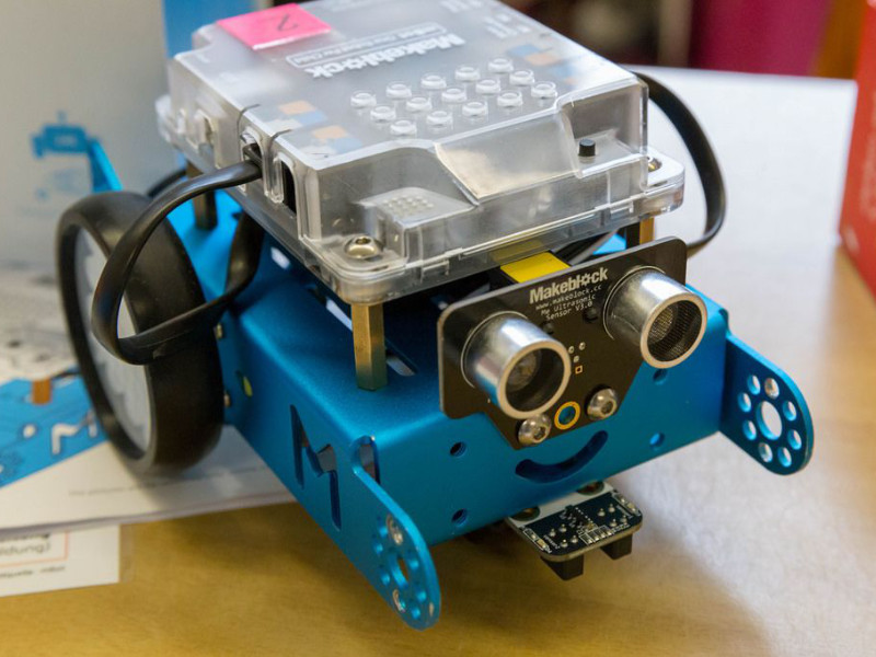 selbstgebauter kleiner mbot