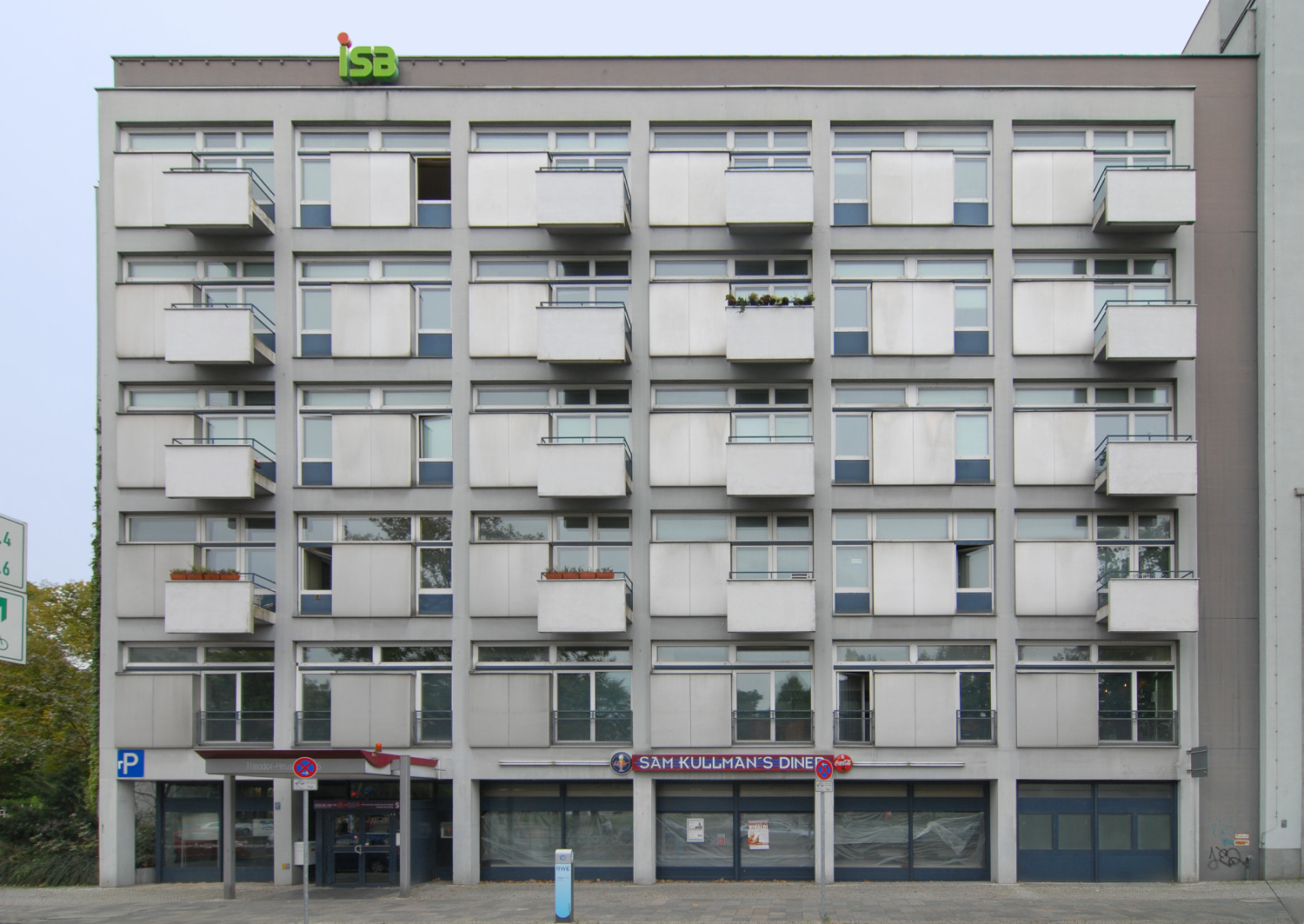 Edinburgh-House am Theodor-Heuss-Platz