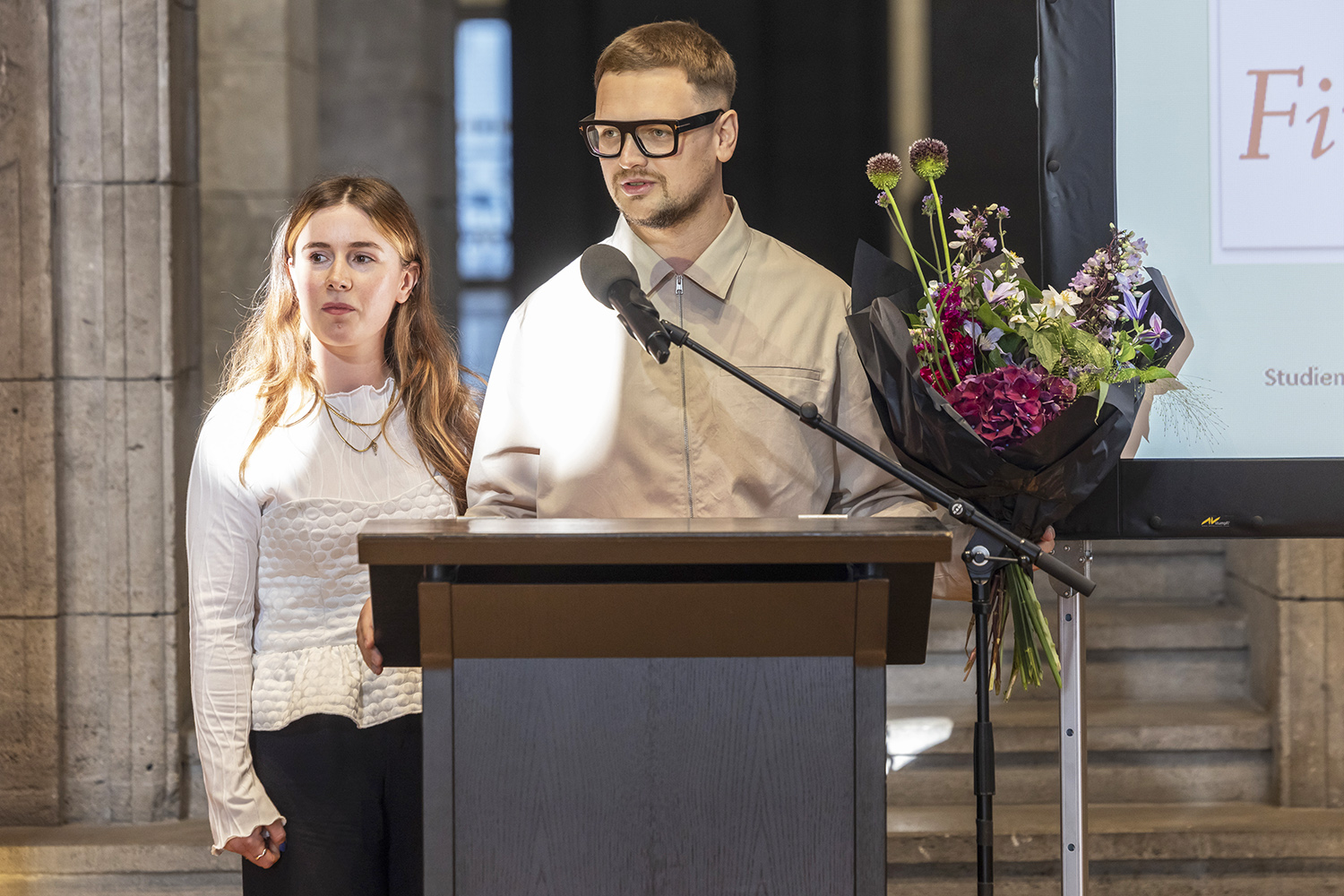 Verleihung des Studienpreises 2026: Preisträgerin Lena Zölle und Preisträger Maik Kleiner