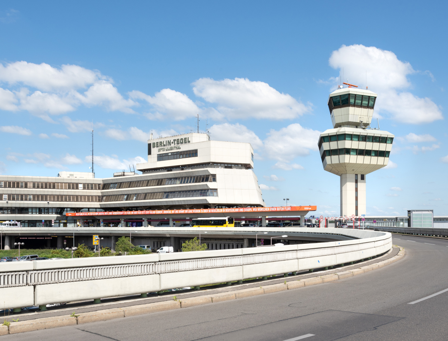 Blick auf den ehemaligen Flughafen "Otto Lilienthal" in Berlin-Tegel