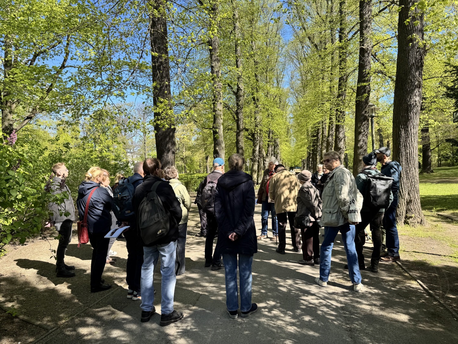 Führung im Schlosspark Biesdorf durch den Verein Freunde von Schloss Biesdorf e.V.