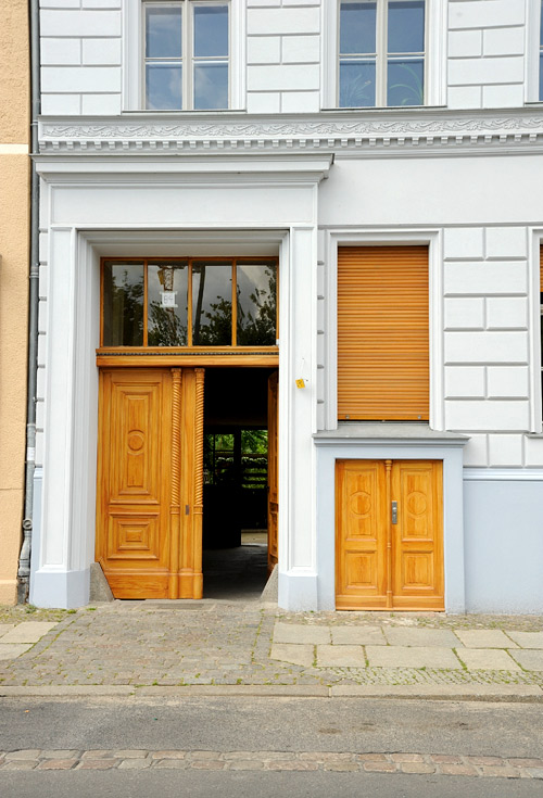 Mietshaus, Sebastianstraße 84