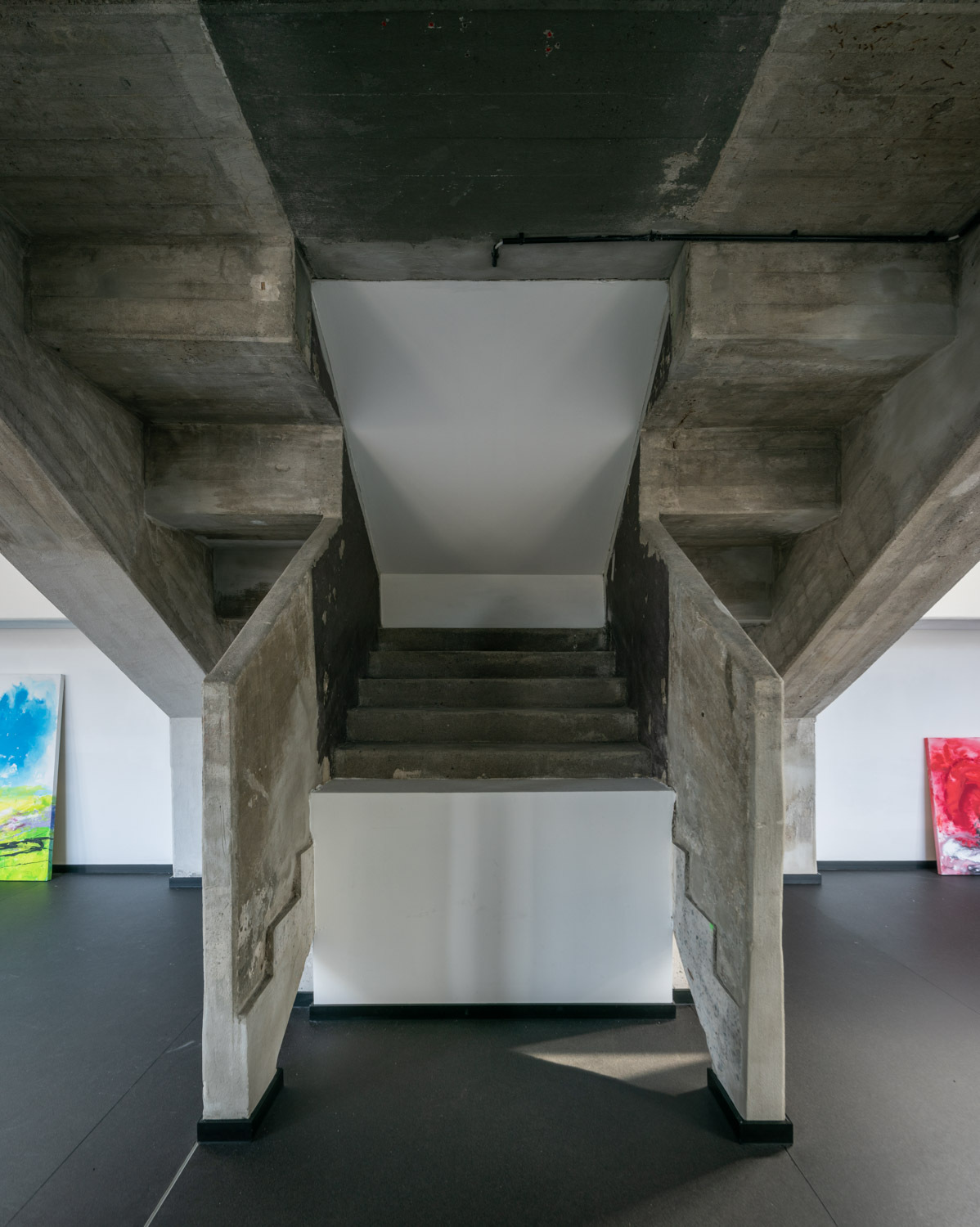 Avus-Tribüne nach der Sanierung