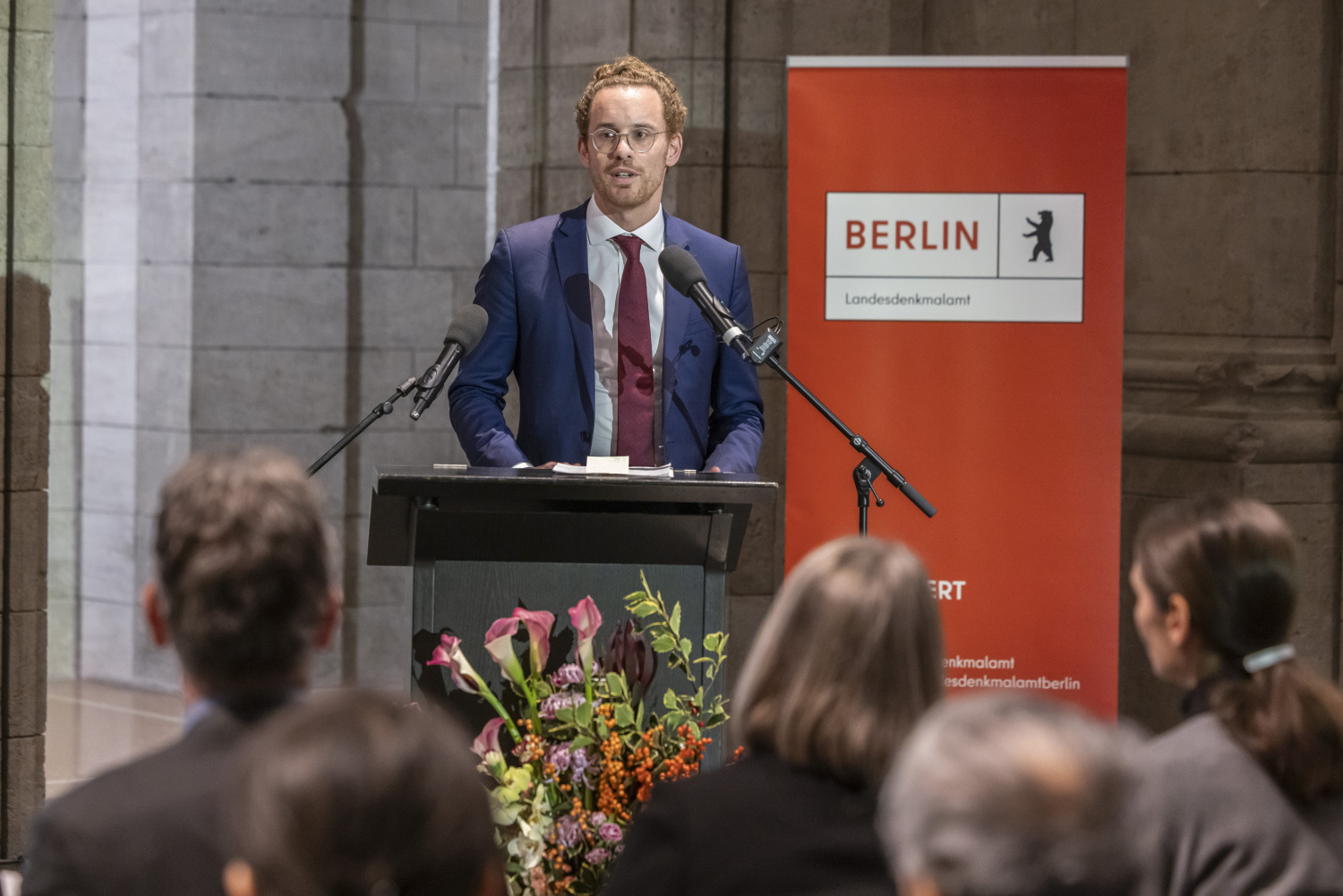 Dr. Christoph Rauhut eröffnet die Preisverleihung