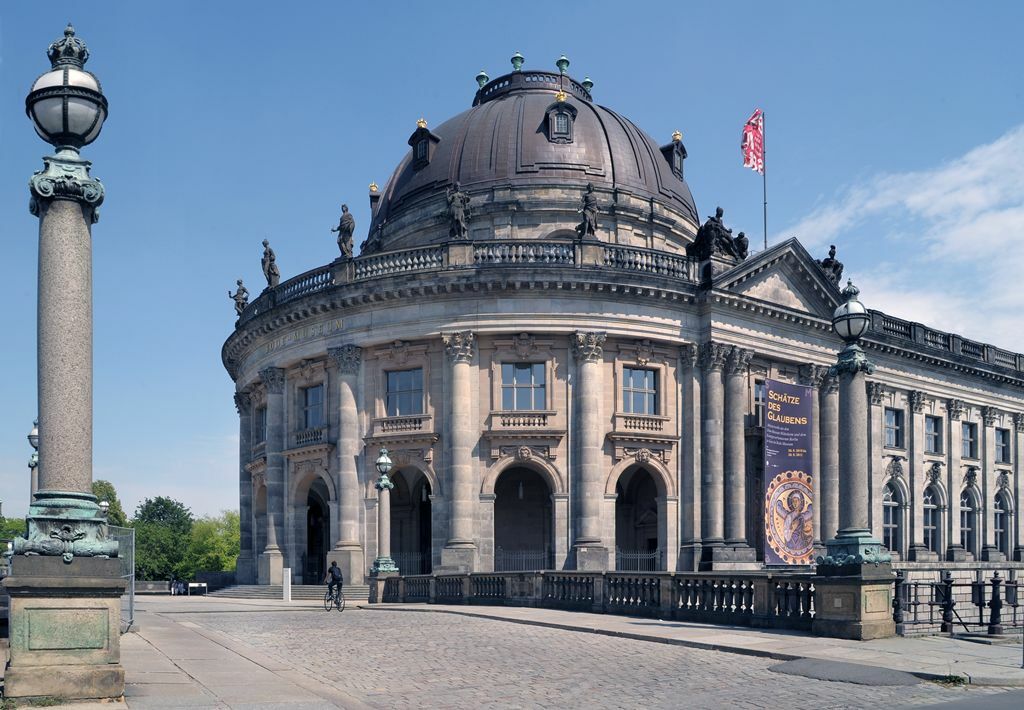 Bode-Museum, Ansicht vom Kupfergraben