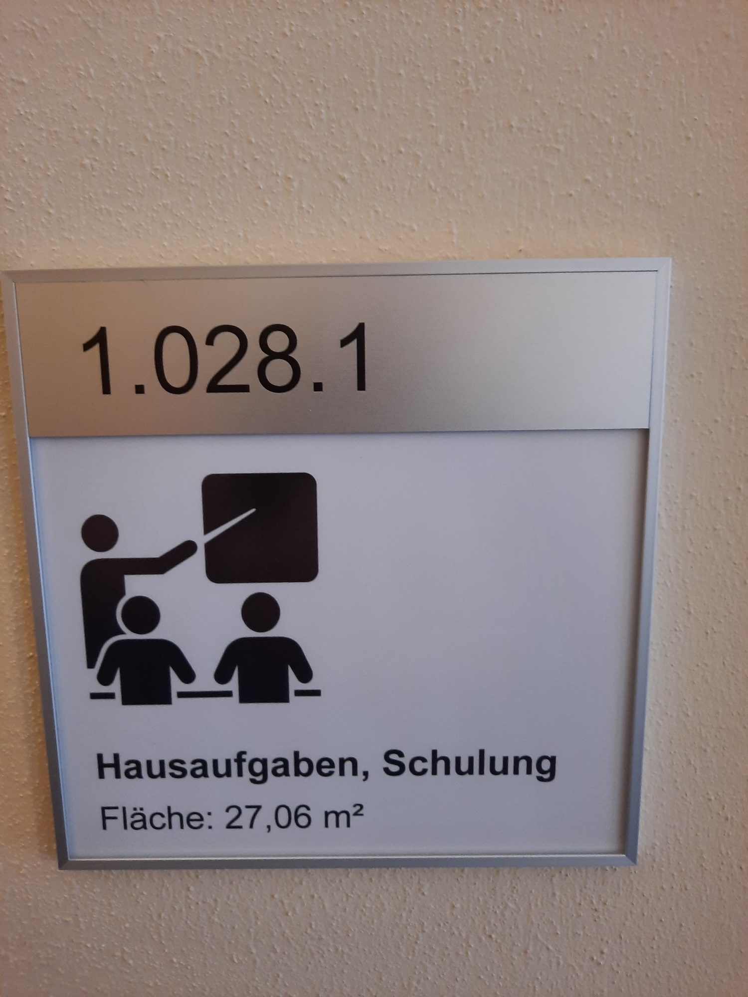 Eschenallee_Türschild