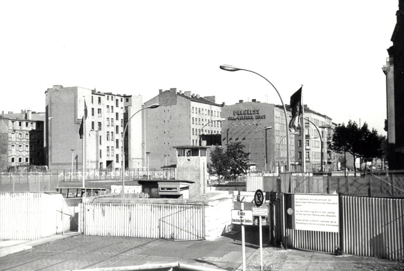 Grenzübergang Chausseestraße Ecke Liesenstraße 1970