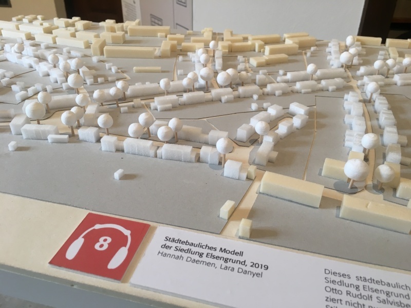 Städtebauliches Modell, Ausstellung, Alle(s) unter einem Dach? - 100 Jahre Siedlung Elsengrund, Museum Köpenick