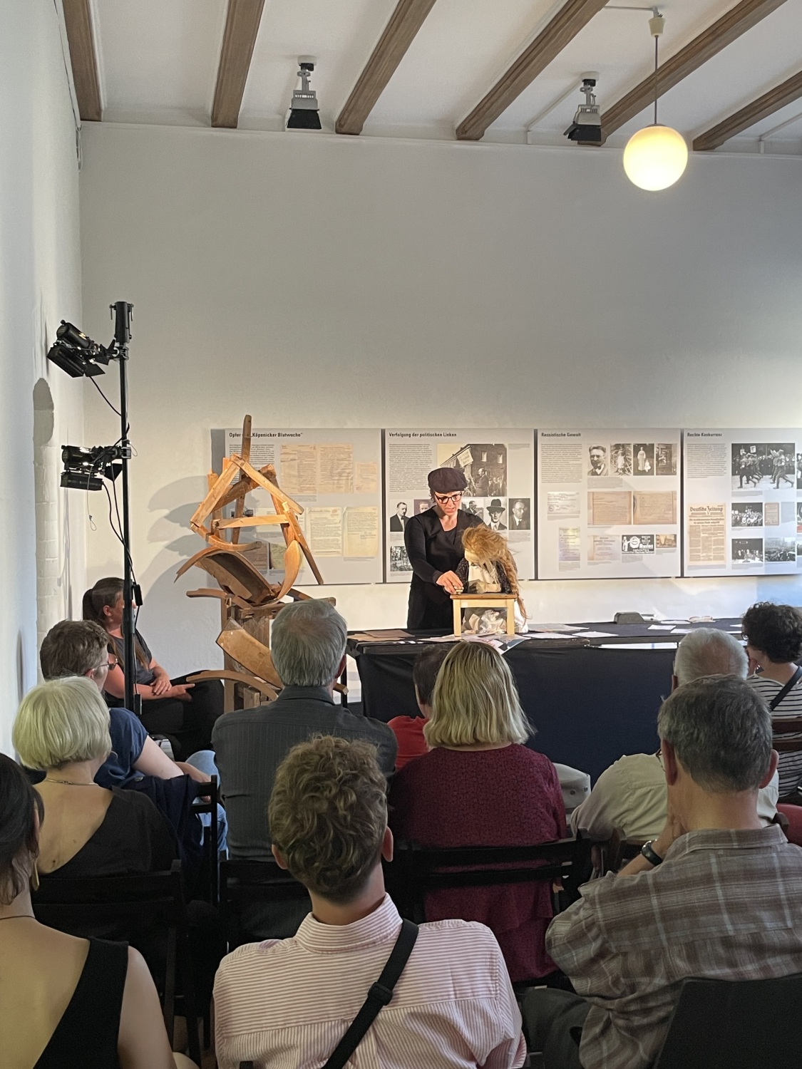 Aufführung des Figurentheaterstücks am 21. Juni 2026