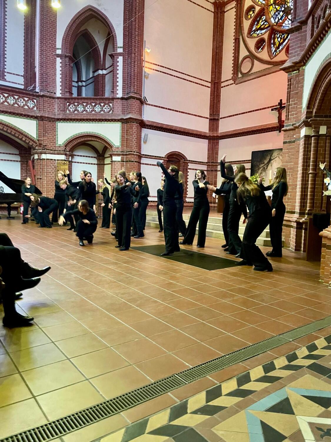 Lift your voice Konzert Kirche Choreo