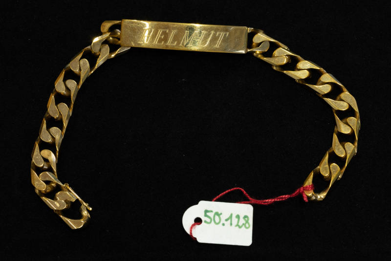 Armkette, goldfarben, Gravur „Helmut“, ungestempelt