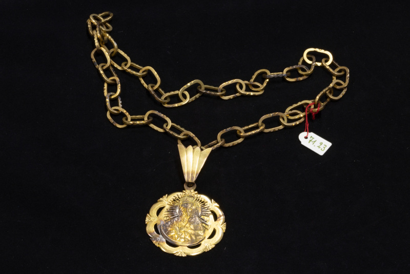Kette, Gelbgold, ungestempelt, massive Kette mit Anhänger (Madonna mit Krone und Strahlenkranz)