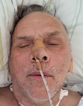 Unbekannter Mann im Krankenhaus
