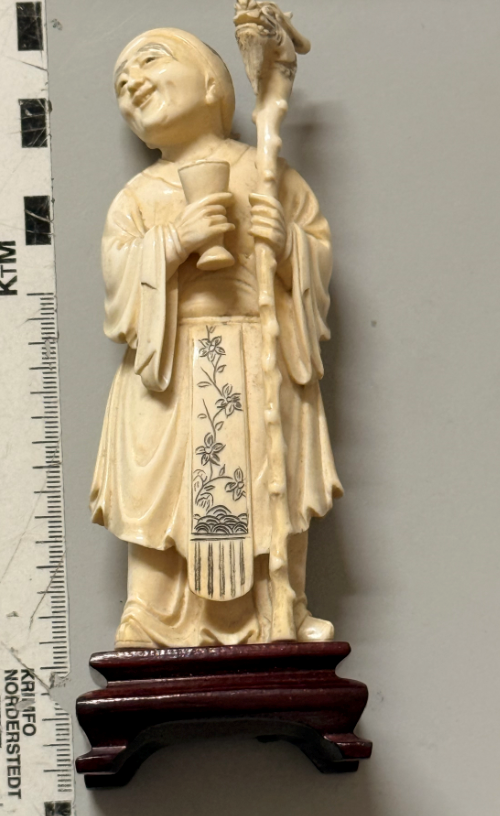Elfenbeinfigur