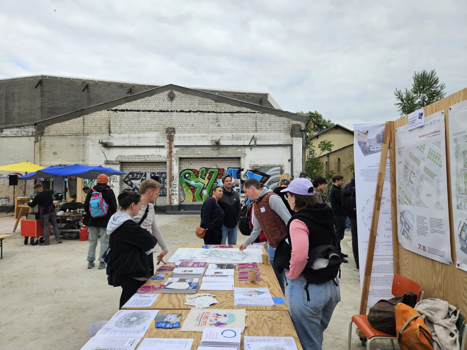 Informationen rund um das Modellprojekt Rathausblock von der Gebietsbeauftragten S.T.E.R.N. GmbH