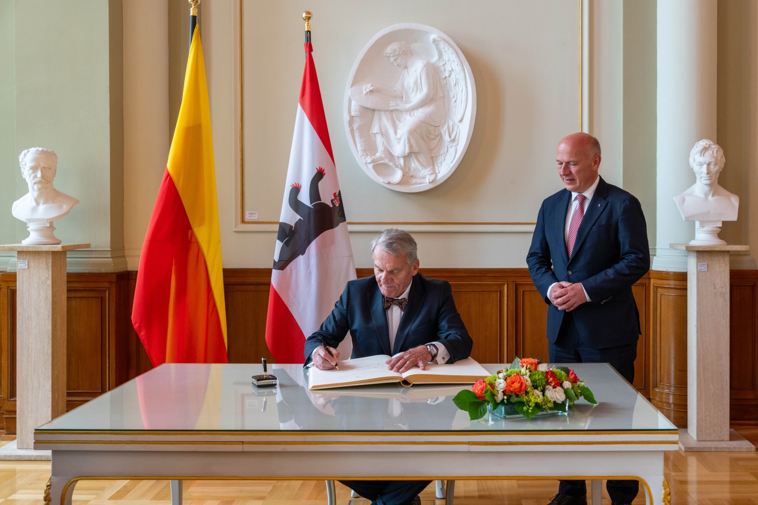 Eintragung ins Goldene Buch der Stadt Berlin