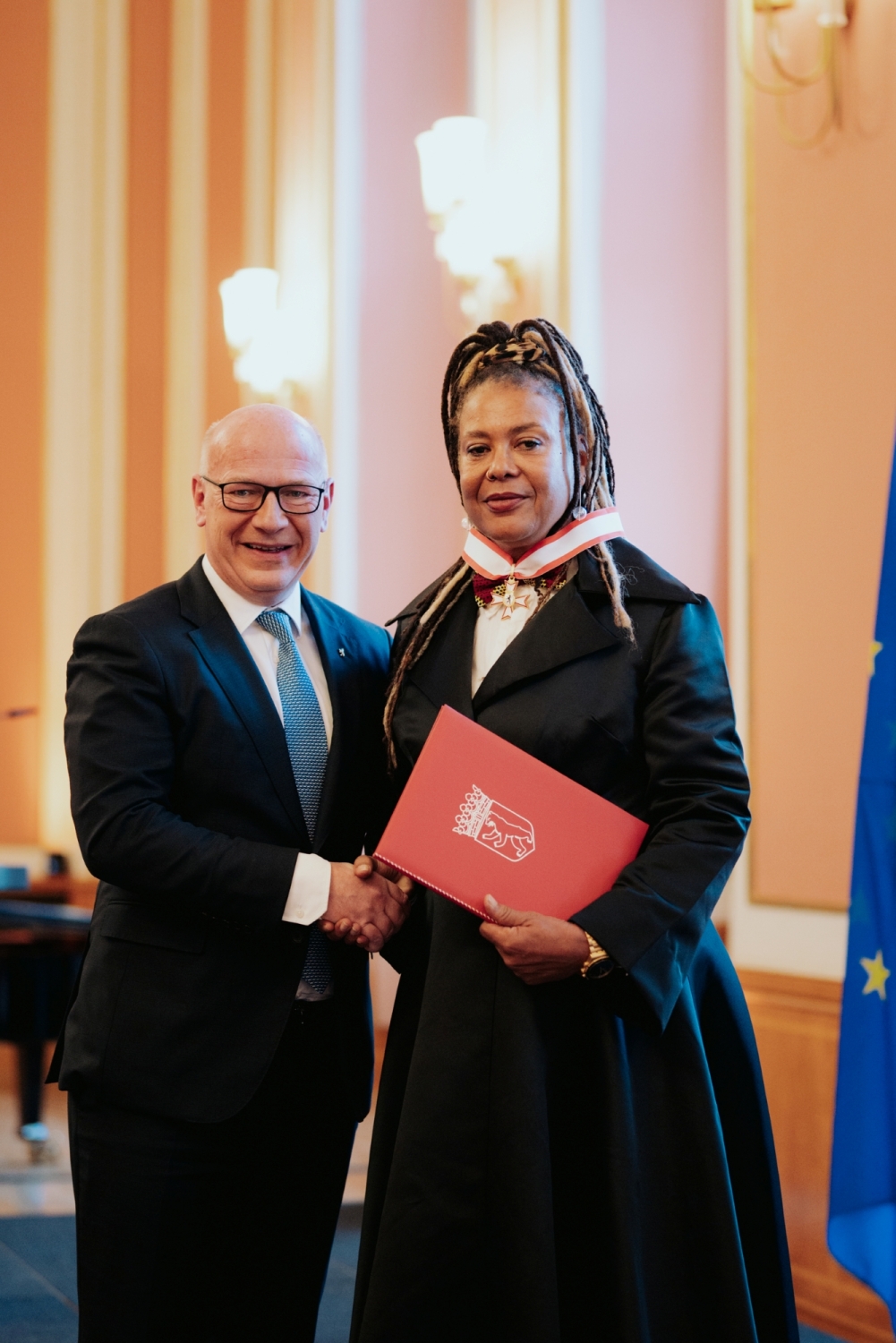Nadja Ofuatey-Alazard und Kai Wegner