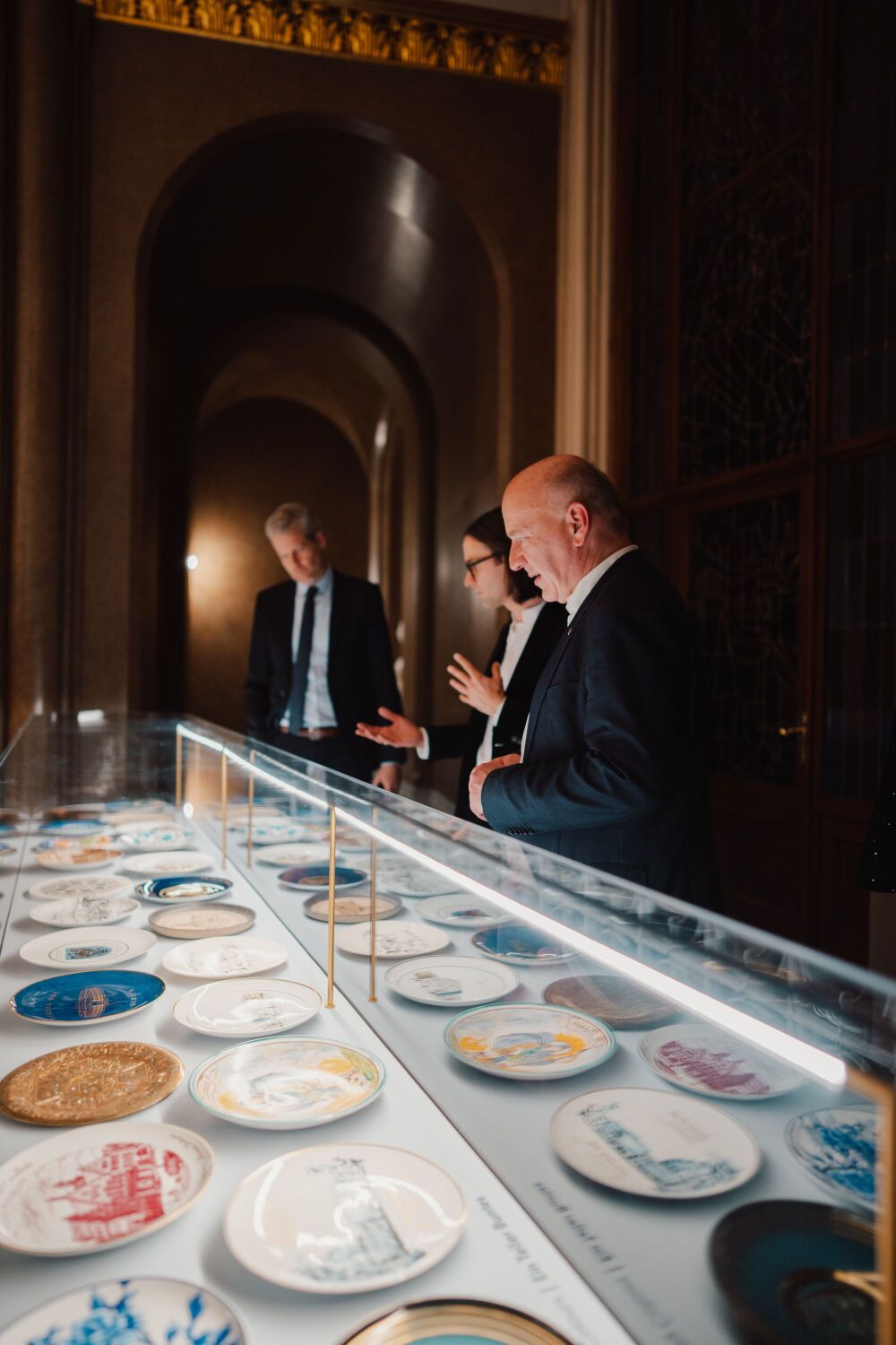 Ausstellung "Berlin packt aus - Gastgeschenke aus 75 Jahren"