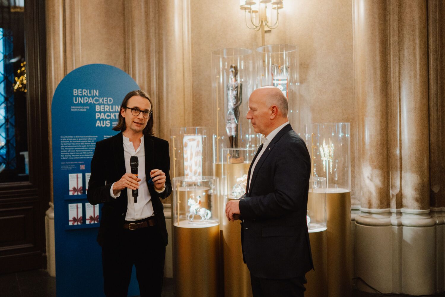 Ausstellung "Berlin packt aus - Gastgeschenke aus 75 Jahren"