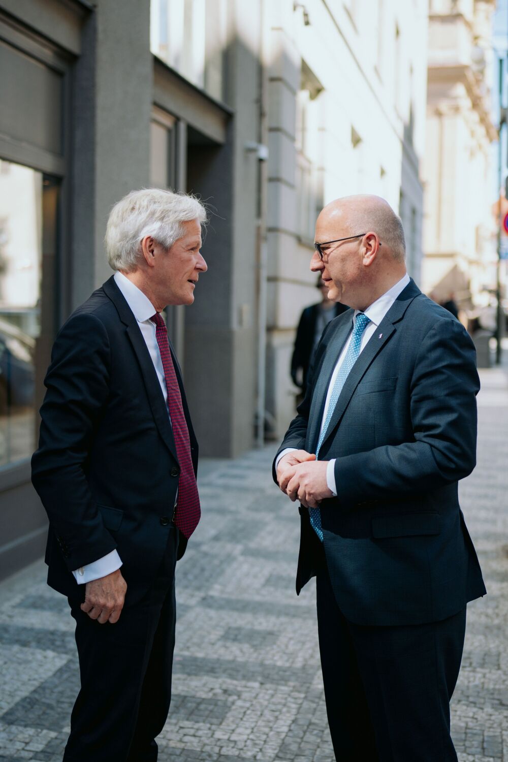 Botschafter Dr. Peter Reuss empfängt Kai Wegner in Prag