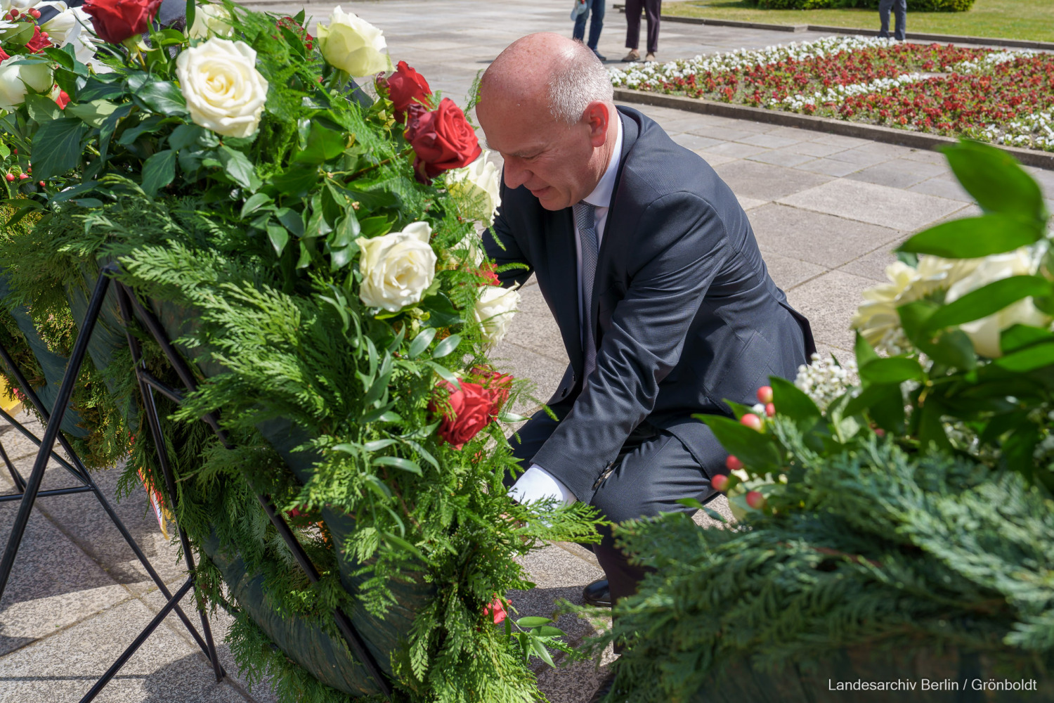Kranzniederlegung zum 79. Jahrestag zum Ende des Zweiten Weltkriegs