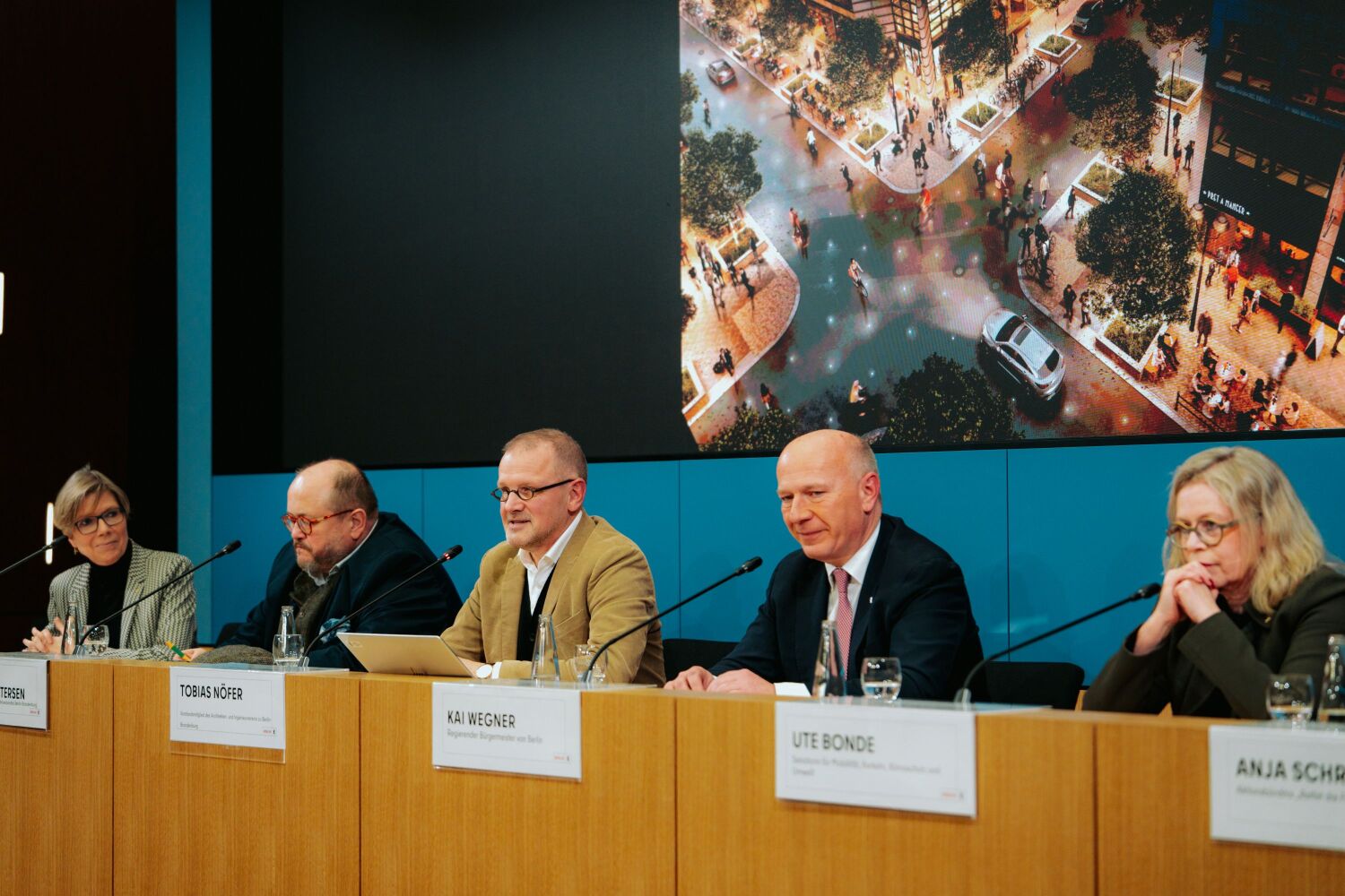 Pressekonferenz zur Zukunft der Friedrichstraße