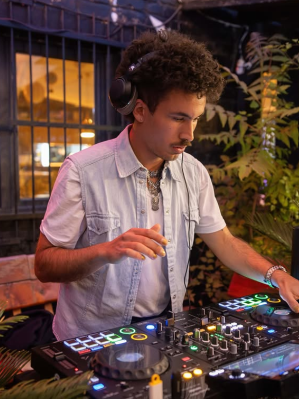 Dj Kafuné legt auf
