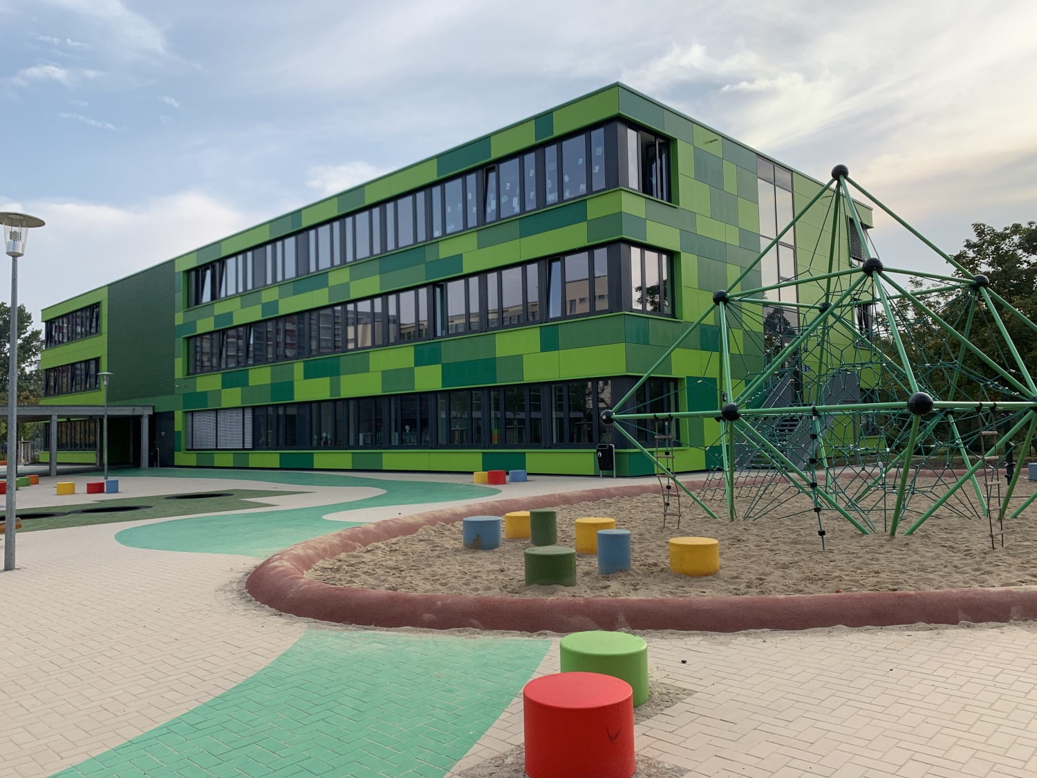 20210923_eroeffnung_aussenanlagen_grundschule_am_buergerpark