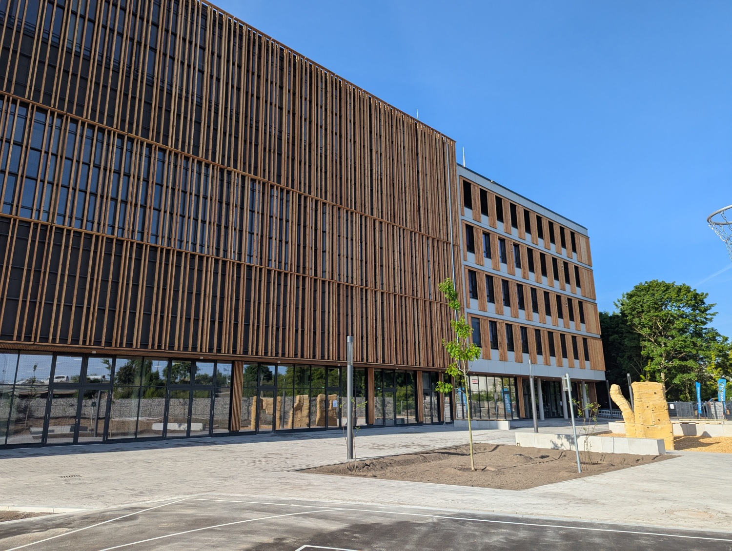 2025_Eröffnung_16_Schule_Lichtenberg_Außenansicht