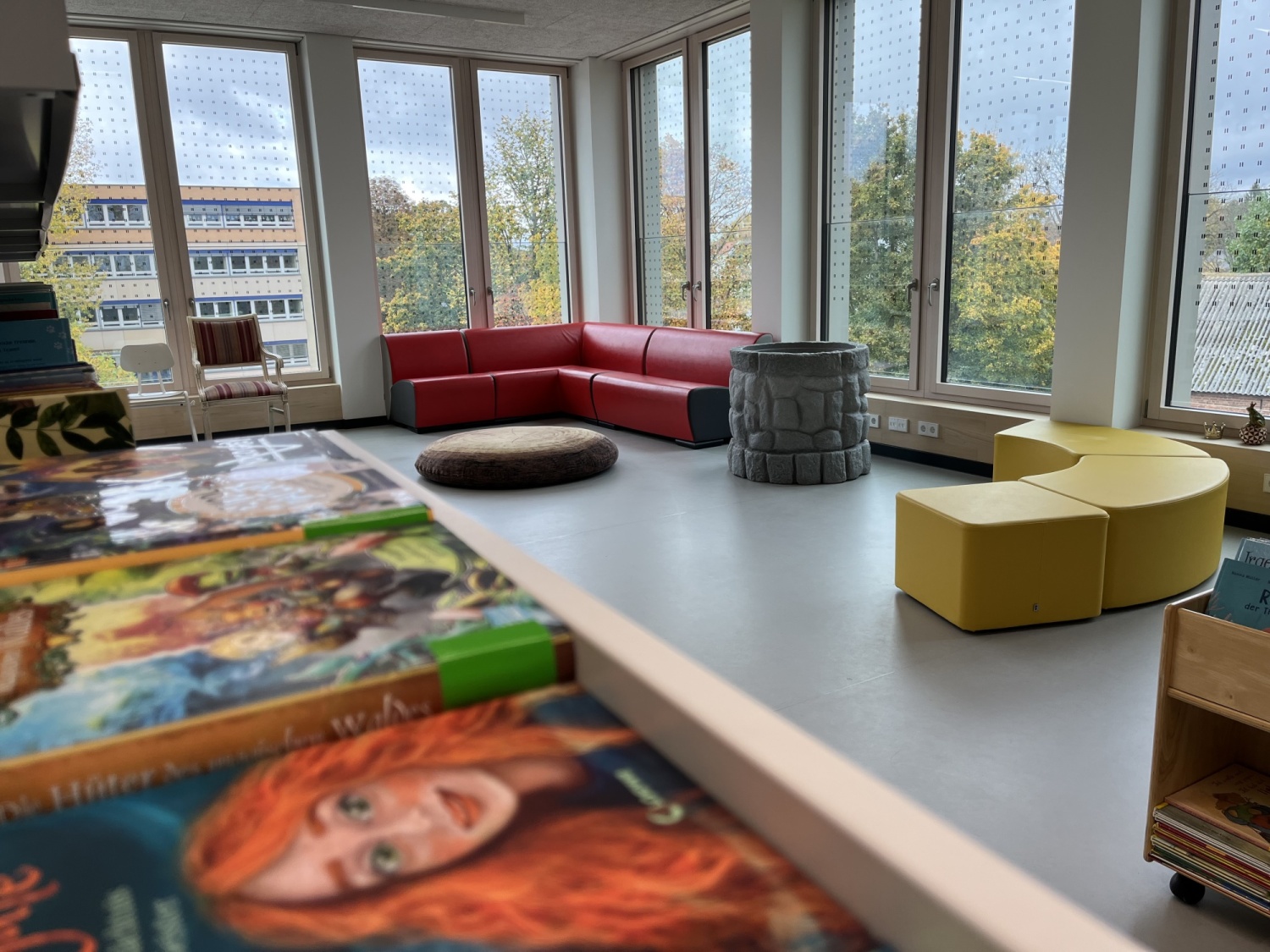 2025 Eröffnung Grundschule unter den Bäumen