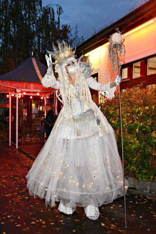 Begrüßung der Gäste durch die Lichtfee Lidia Buonfino