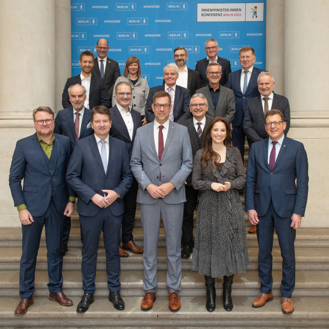 Bitte denken Sie daran, unseren Fotografen, Herrn Manuel Tennert, als Urheber auszuweisen.