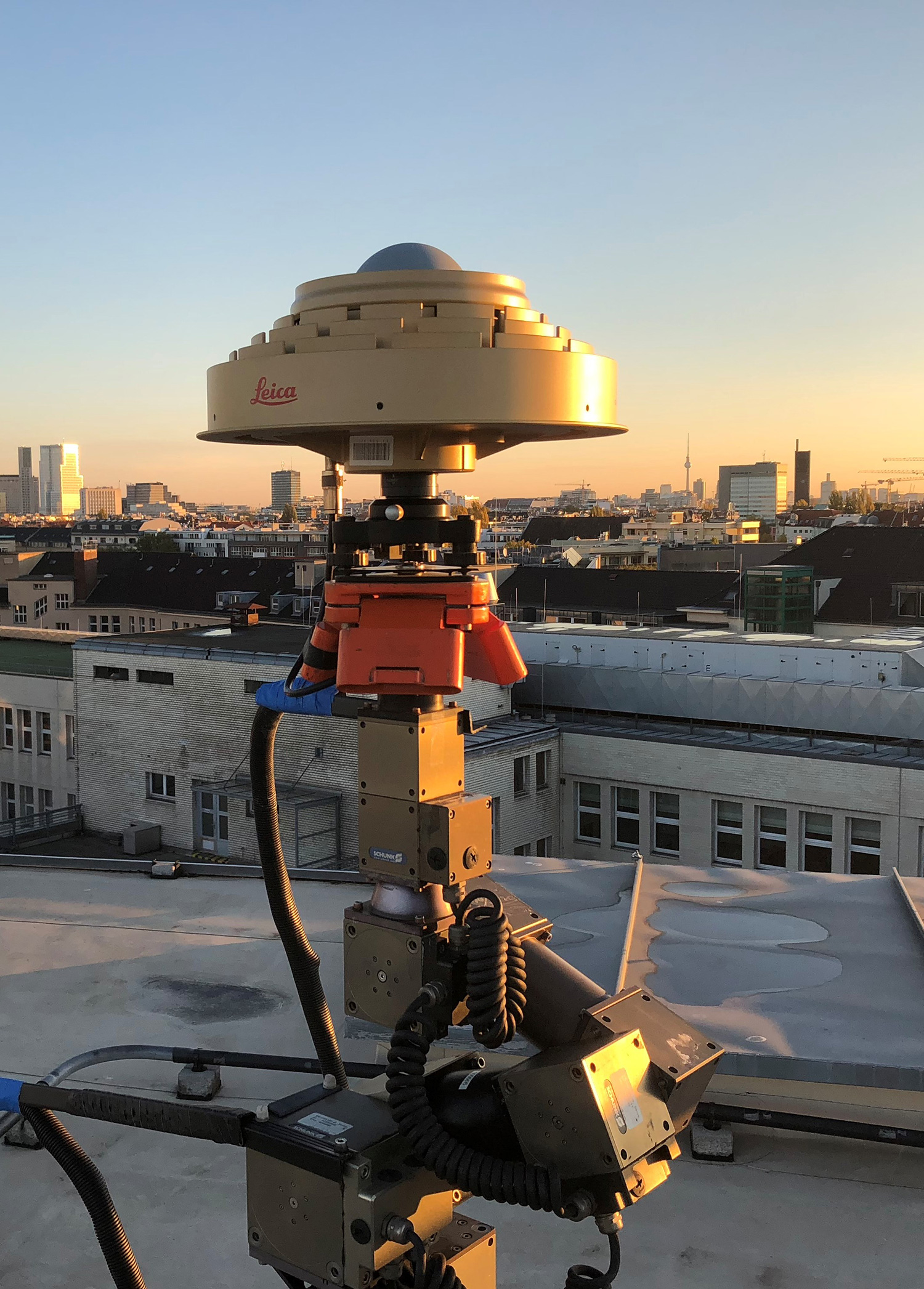 GNSS-Antennen­kalibrier­roboter