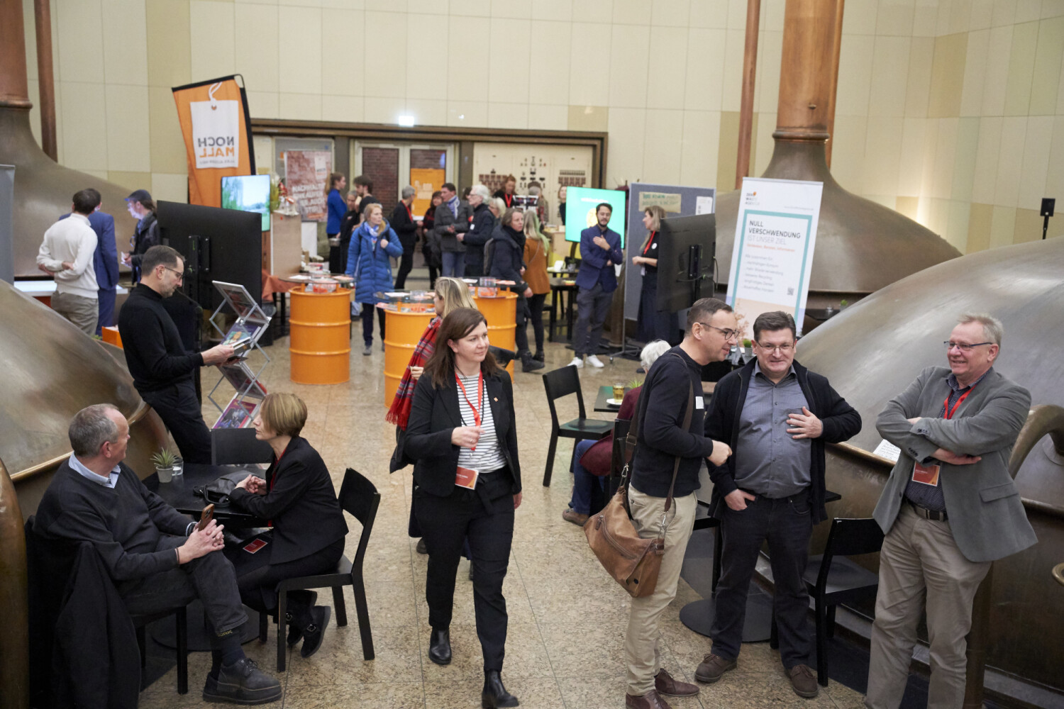 Begleitende Information und Ausstellung „Gemeinsam auf dem Weg zur Zero-Waste-Stadt“ – der BSR und Partner*innen