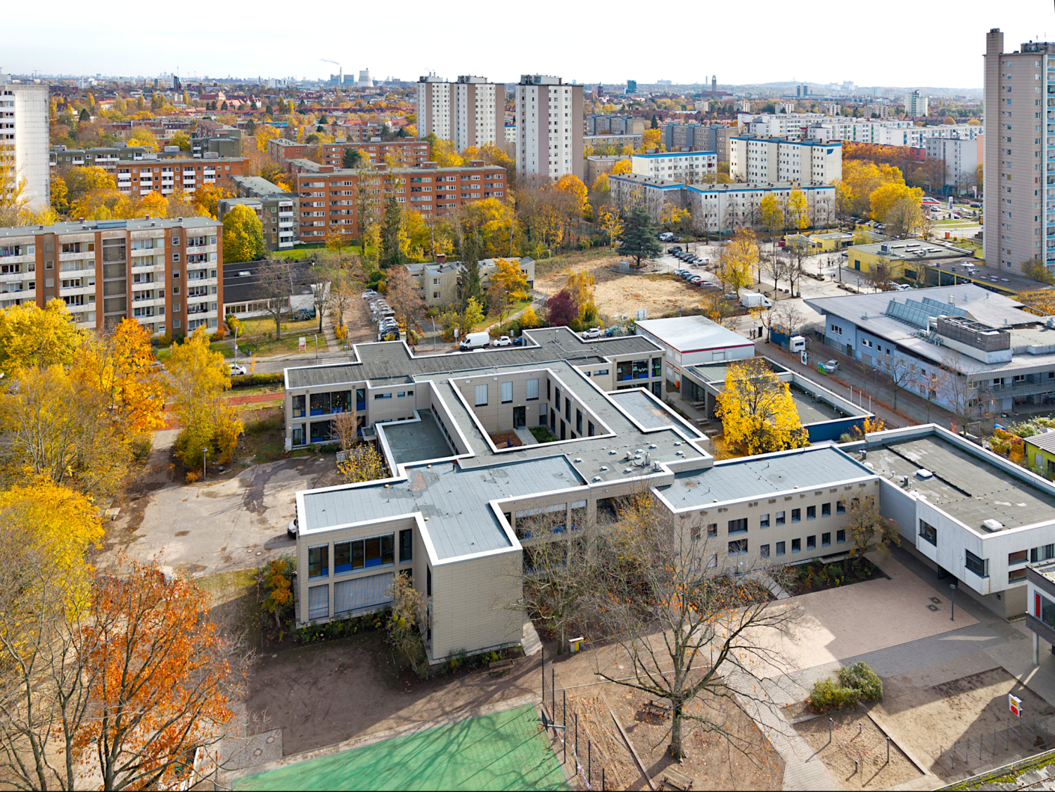 Luftbild Falkenhagener Feld Westerwaldplatz