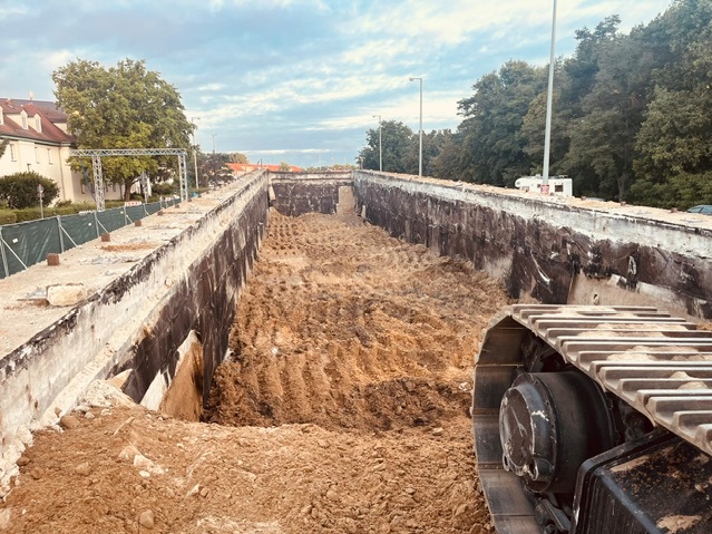 Aushubzustand, östliches Rampenbauwerk
