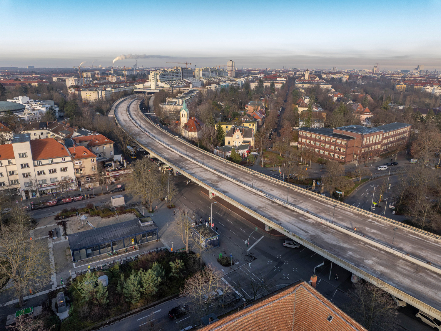 Blick in Richtung Norden – Tunnel Schlangenbader Straße, Dezember 2025