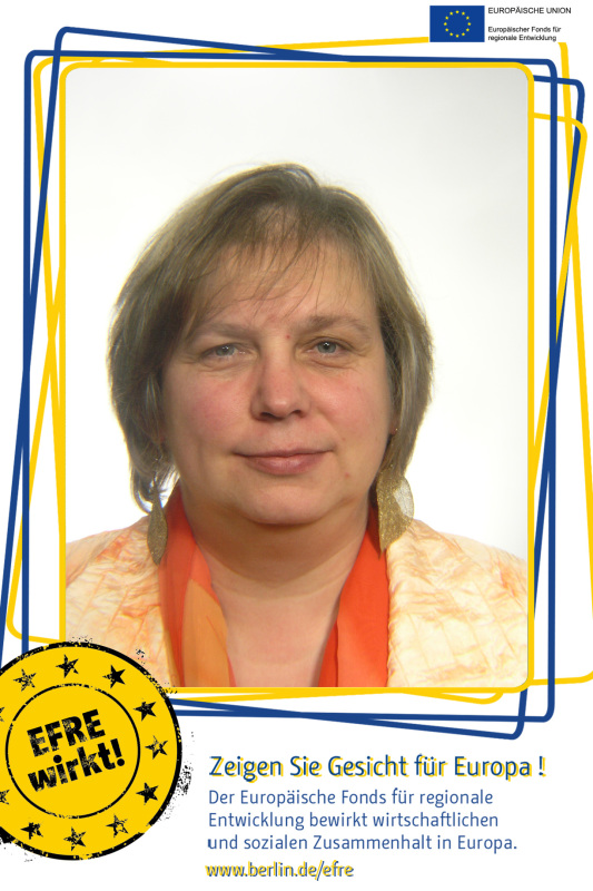 Eine Frau im Fotoboxrahmen EFRE: Zeigen Sie Gesicht für Europa!