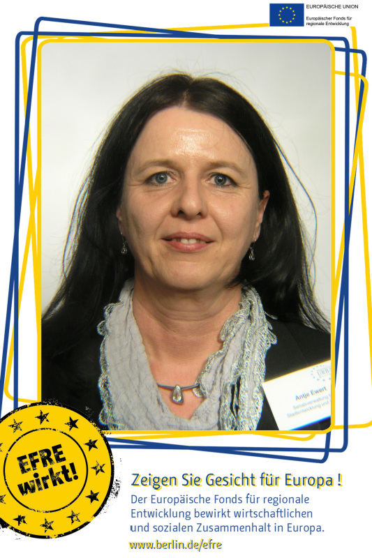 Eine Frau im Fotoboxrahmen EFRE: Zeigen Sie Gesicht für Europa!