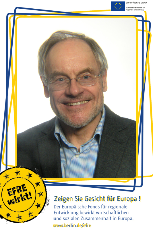 Ein Mann im Fotoboxrahmen EFRE: Zeigen Sie Gesicht für Europa!