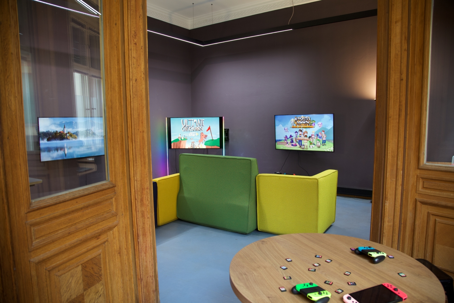 Gaming Lounge