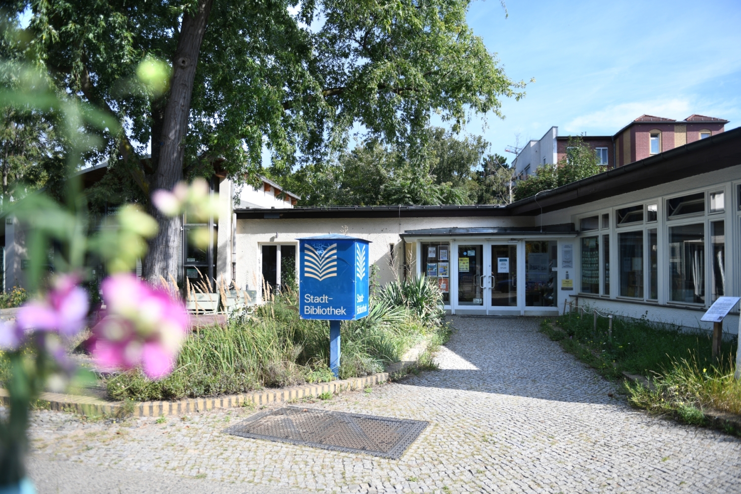 Eingangsbereich der Bibliothek Tiergarten-Süd
