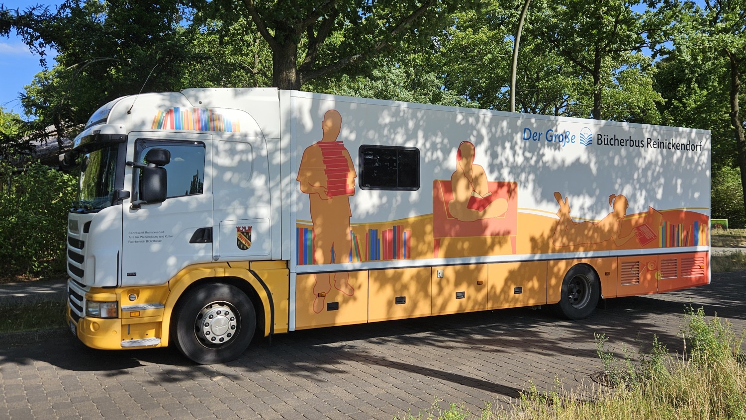 Großer Bücherbus