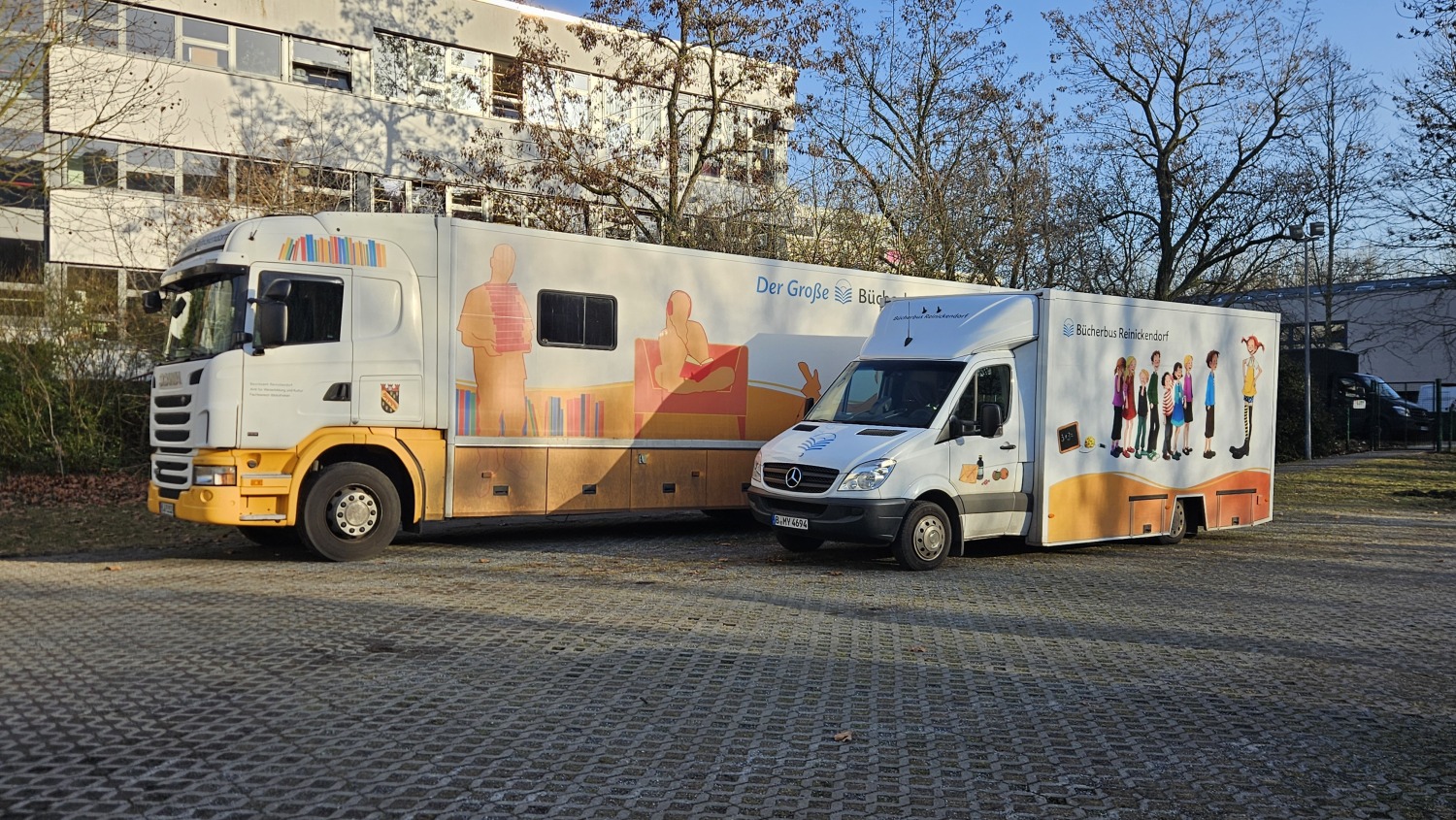 Großer und Kleiner Bücherbus
