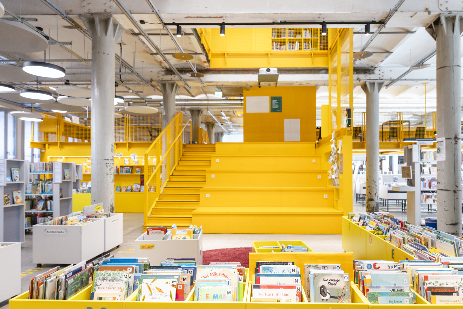 Bibliothek Lichtenrade Innenansicht