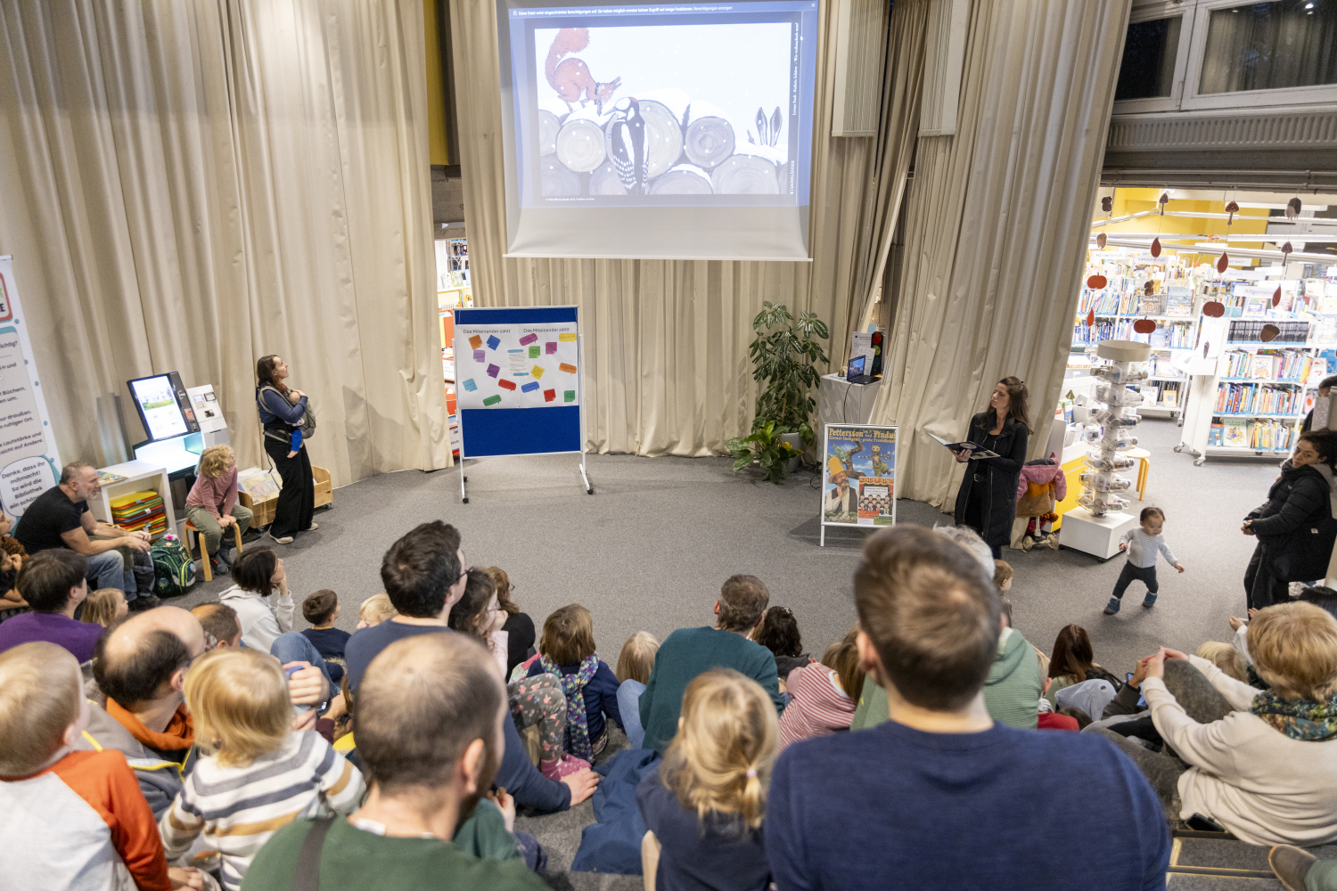 Bilderbuchkino in der Bibliothek Tempelhof