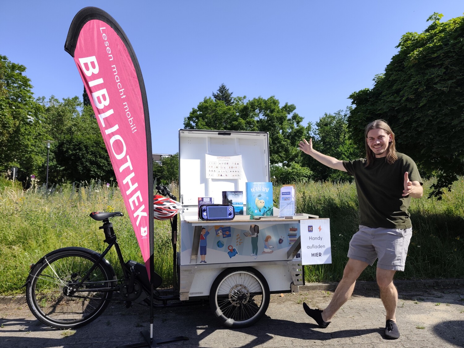 Makerbike FABI und der Medienpädagoge Andreas Hundacker