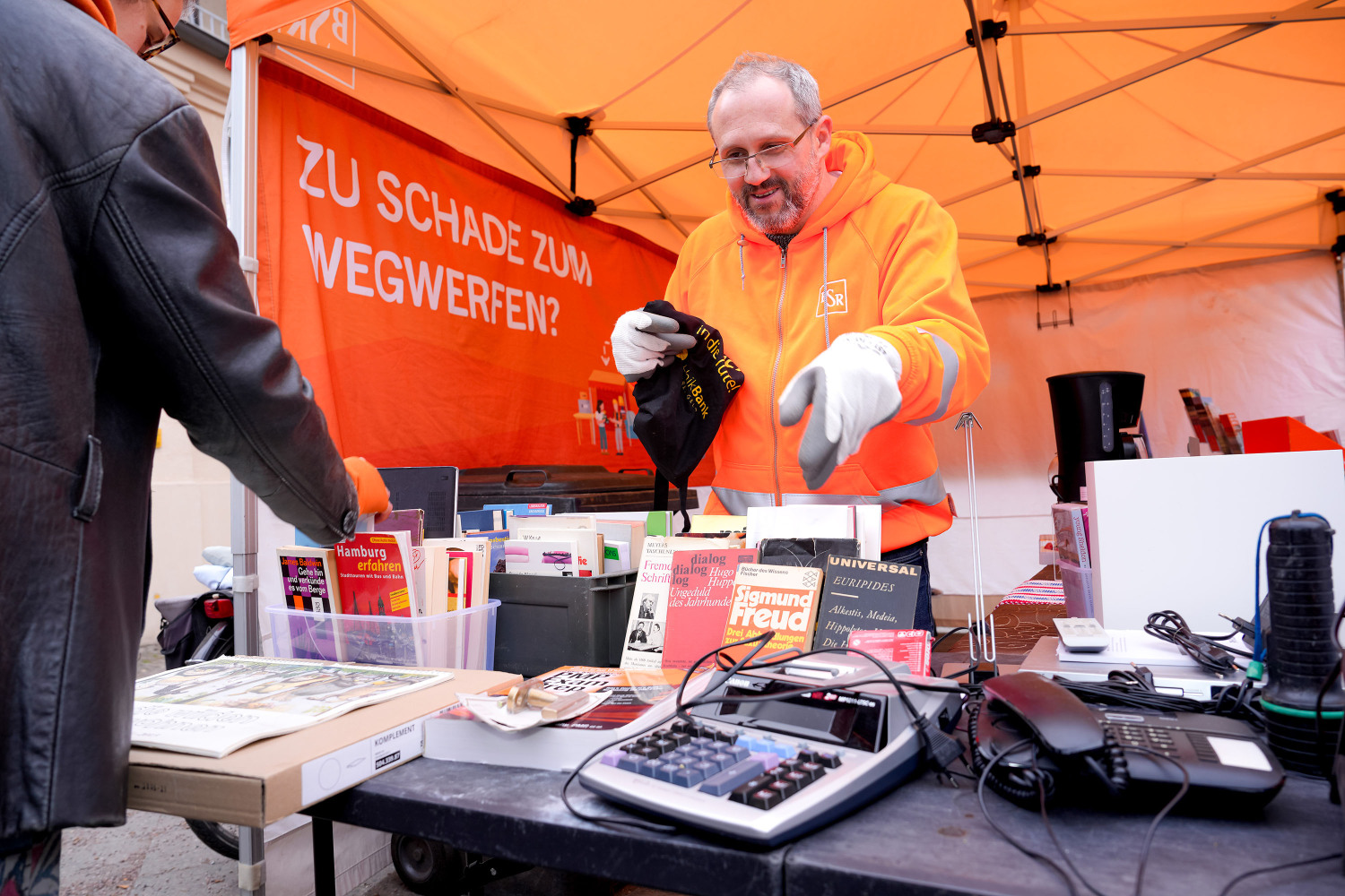 Start der Kampagne für Stadtsauberkeit am 21.03.2026